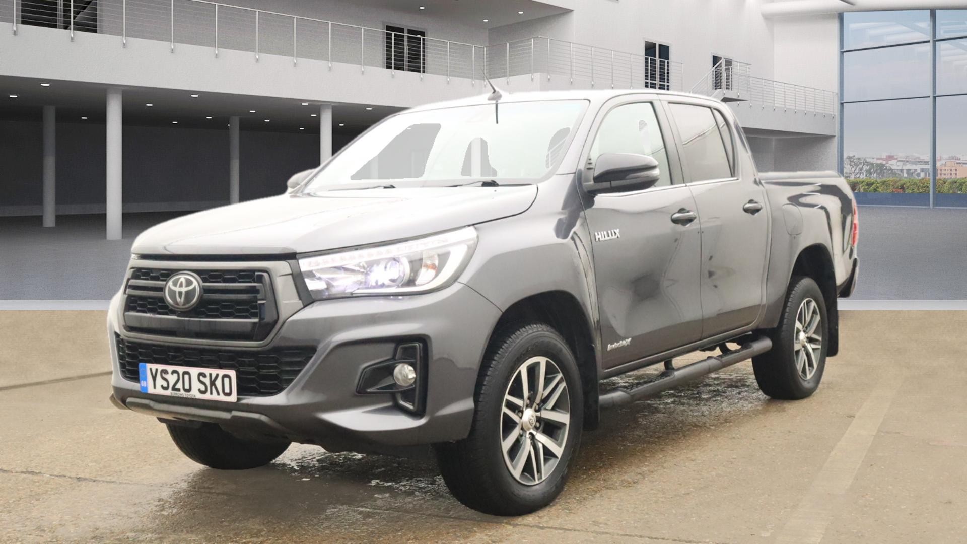 TOYOTA Hilux